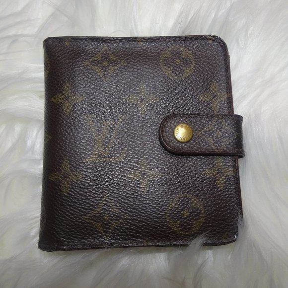 Vintage Louis Vuitton Wallet - Picture 1 of 15